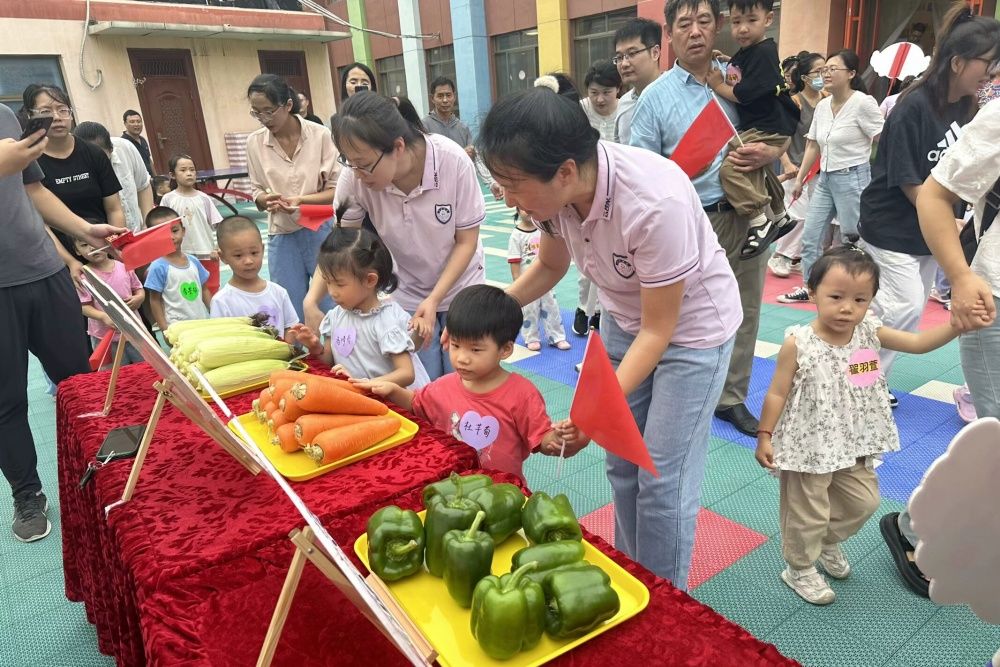 幼儿园照片2_副本.jpg
