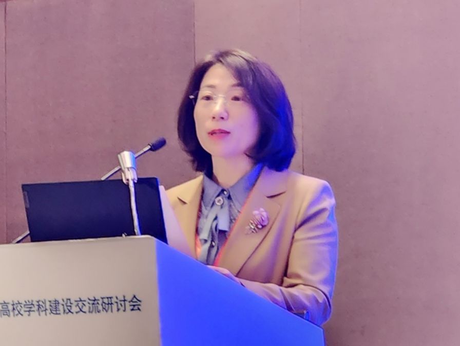 王霞_副本新新_副本.jpg